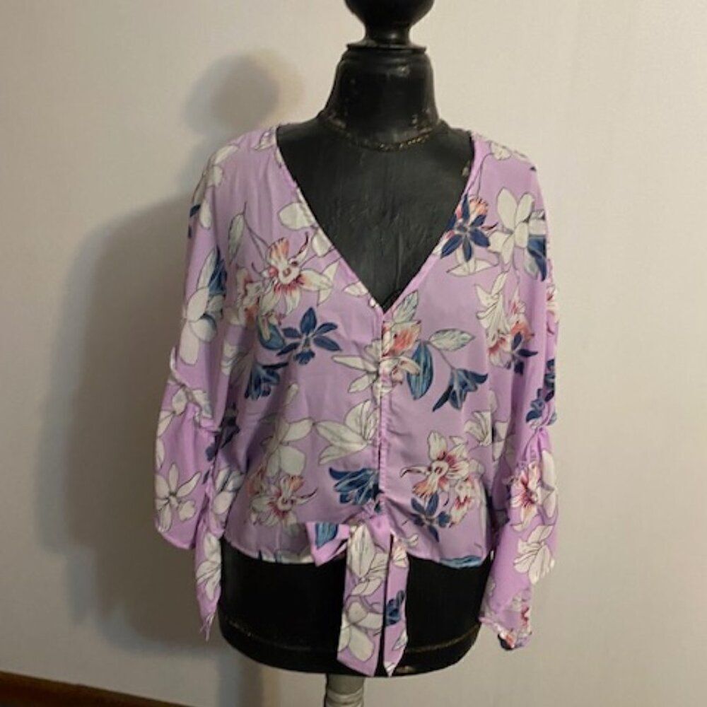 Charlotte Russe Lavendar Floral Dolman sleeves crop top, size XL